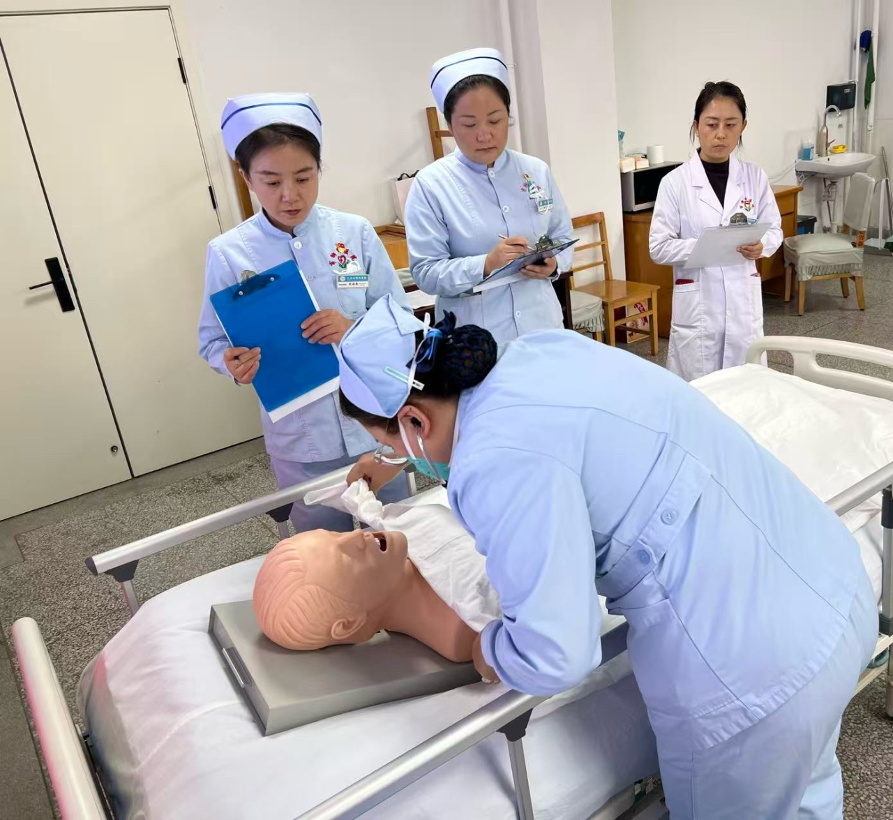 1763110604275733.jpg 1763110292854747.jpg